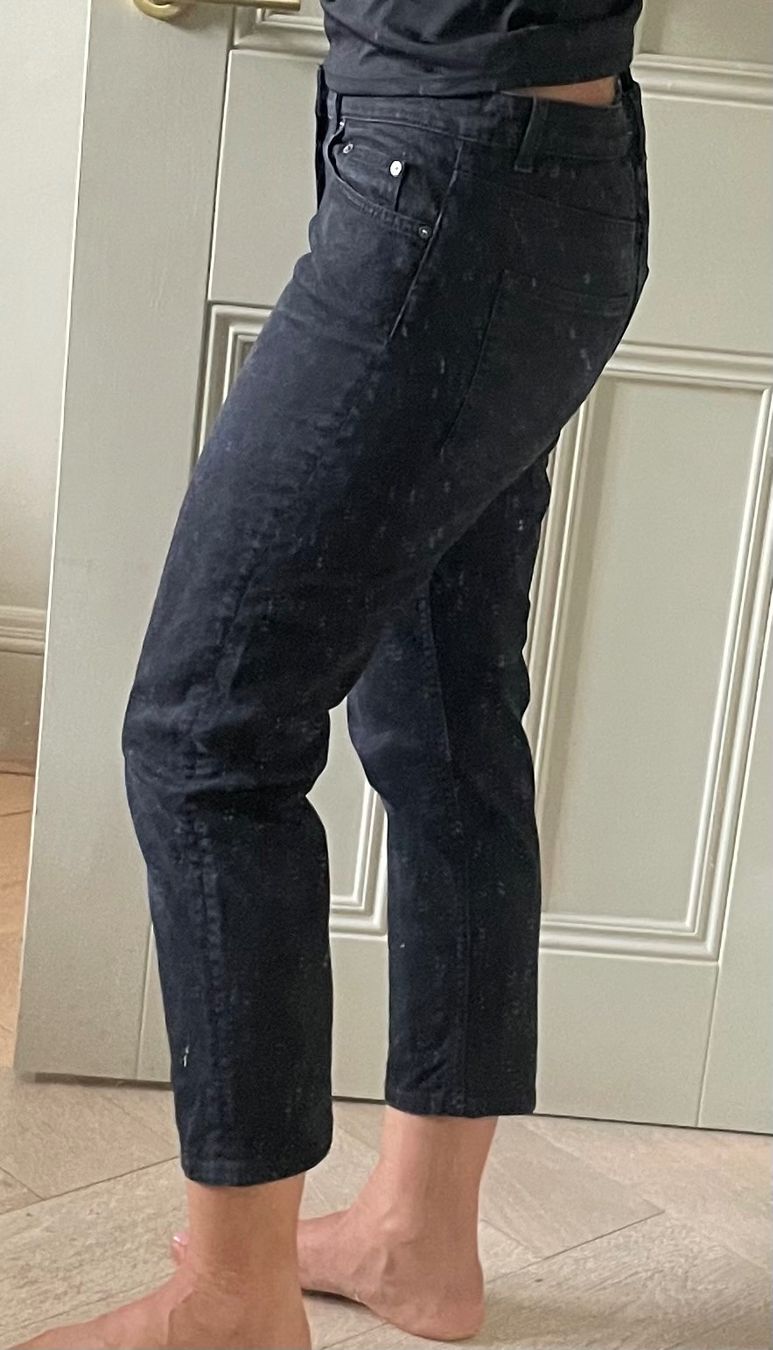 Jeans: Acne black jeans size 29 – Gebraucht aus Yverdon-les-Bains von pen_bbz8 7