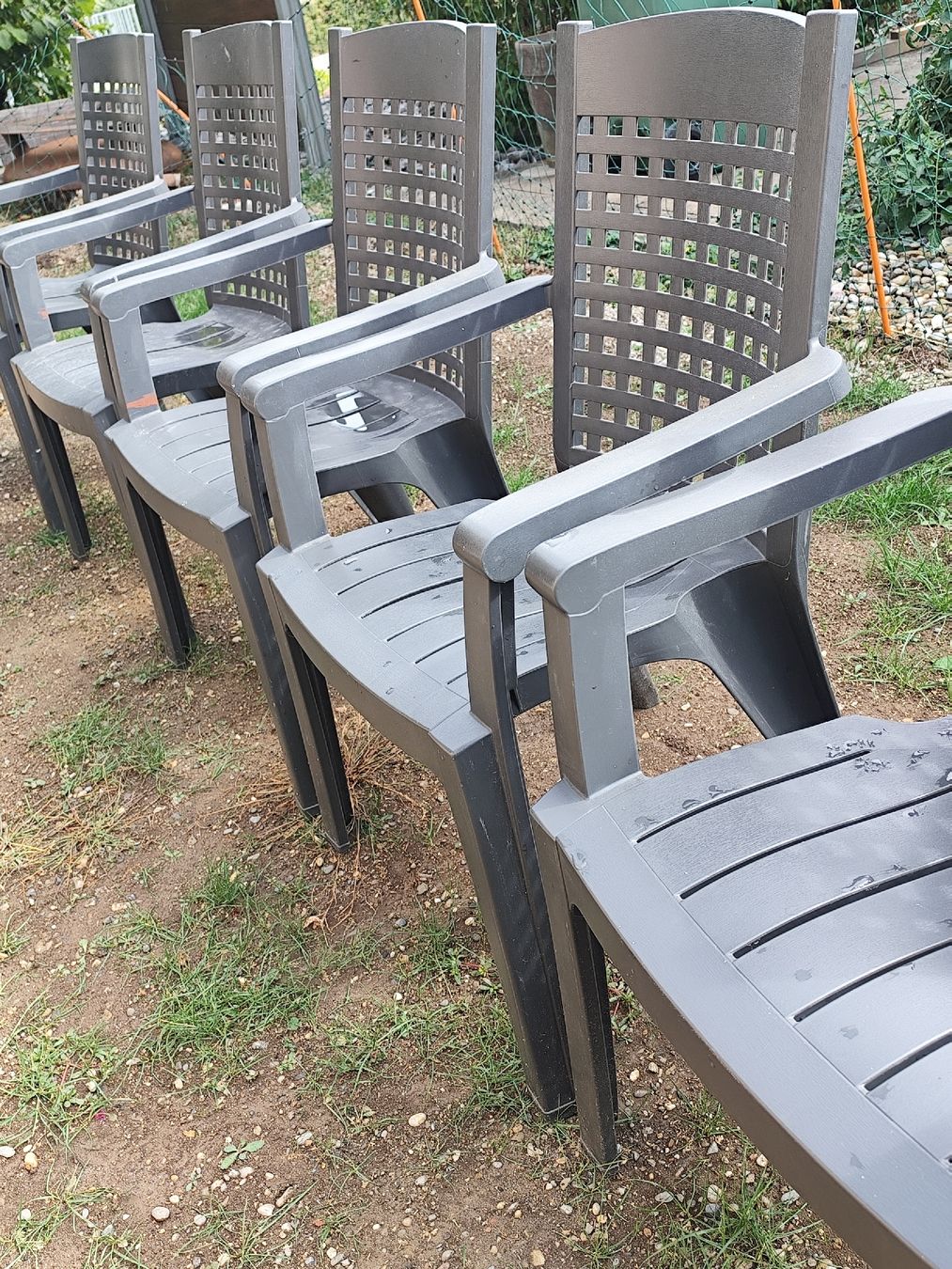 Sedie: 6x Plastik Gartenstühle AB 1.- – Usato da Magden venduto da Fimo29 1