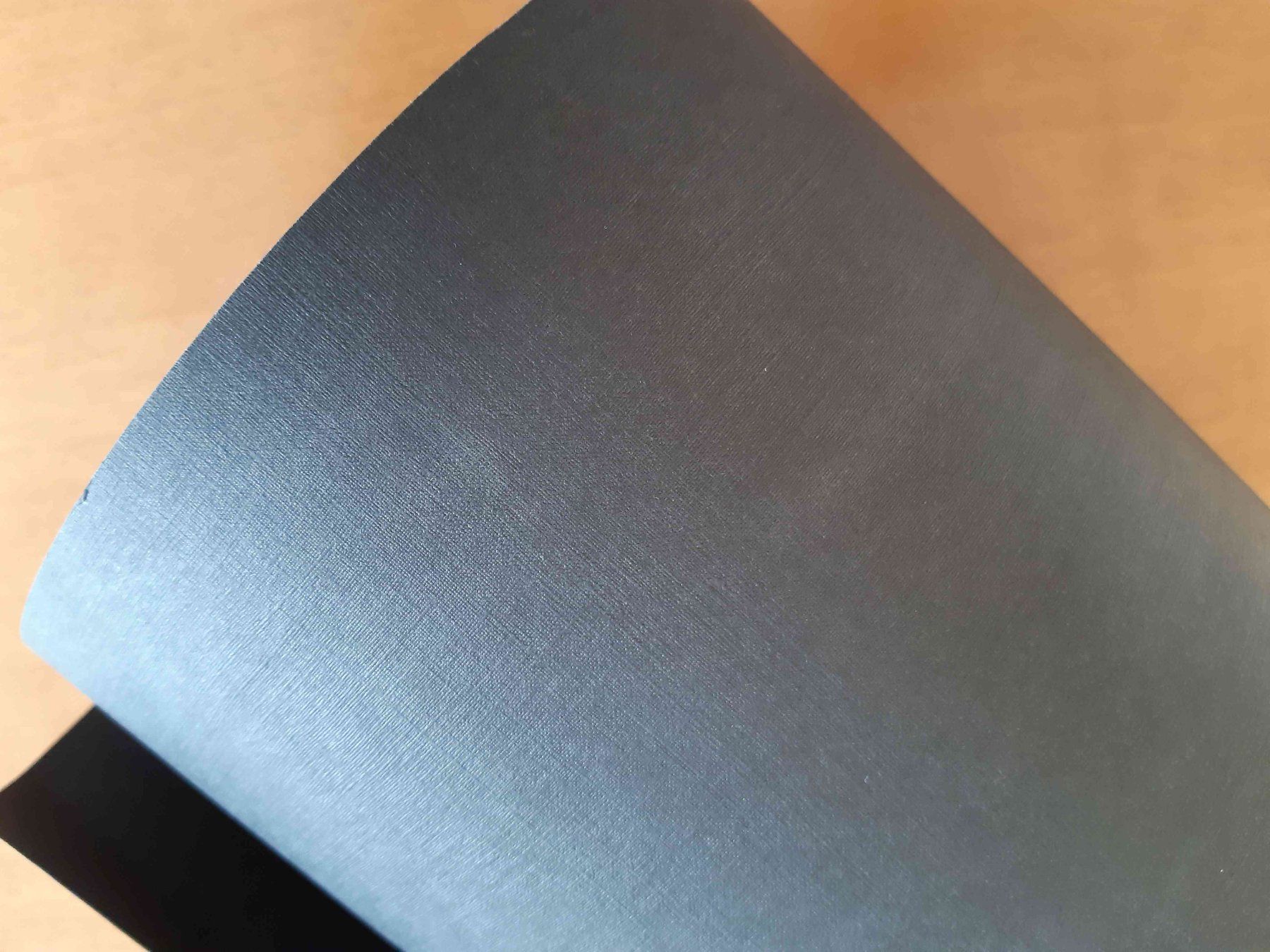 Papiere: Papierrolle schwarz, 19.5 cm breit – Neu (gemäss Beschreibung) aus Windisch von Re_ 3
