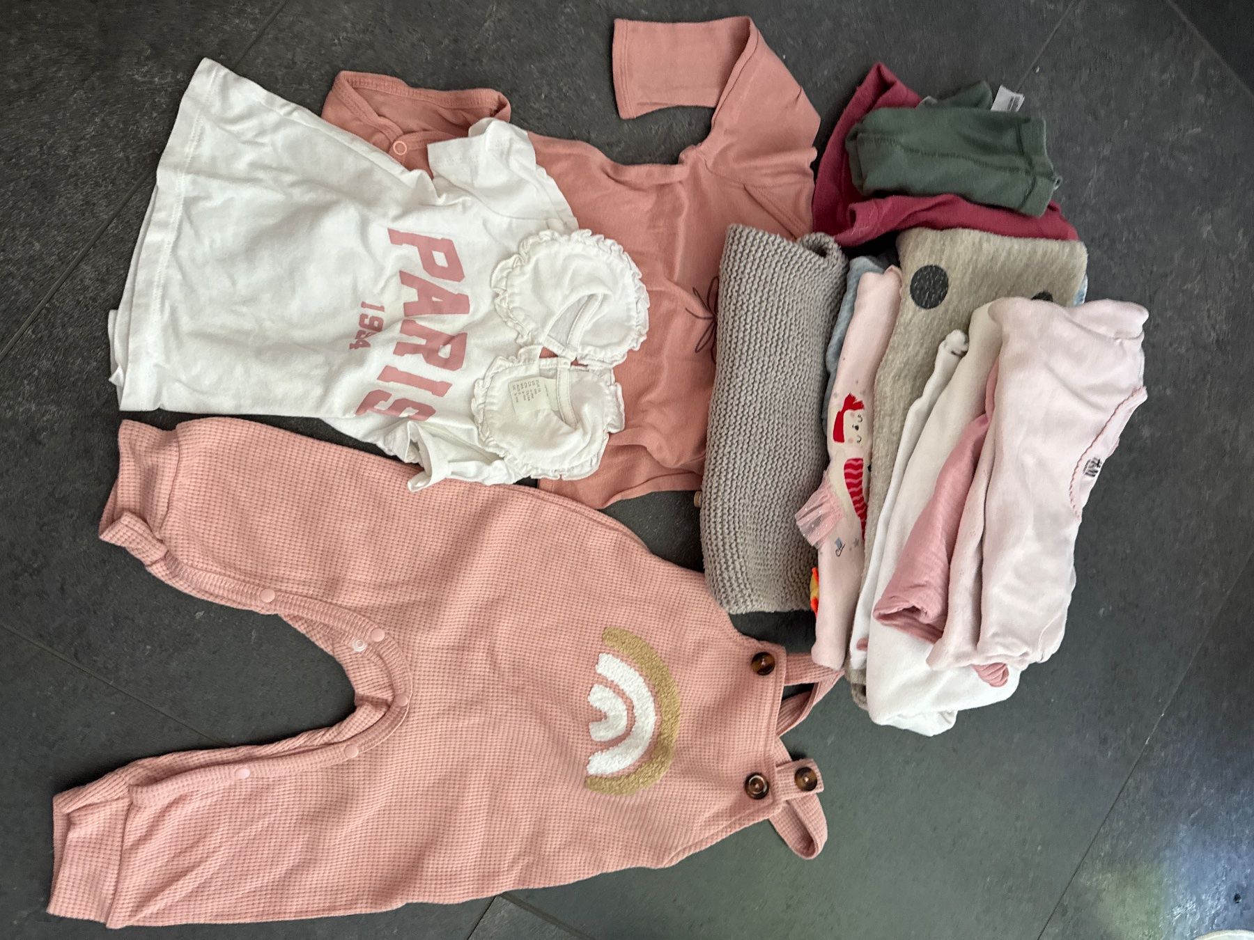 Lotti & Set di vestiti: Kleiderpaket Gr. 74 Mädchen – Nuovo (secondo la descrizione) da Worblaufen venduto da Savanne05 4