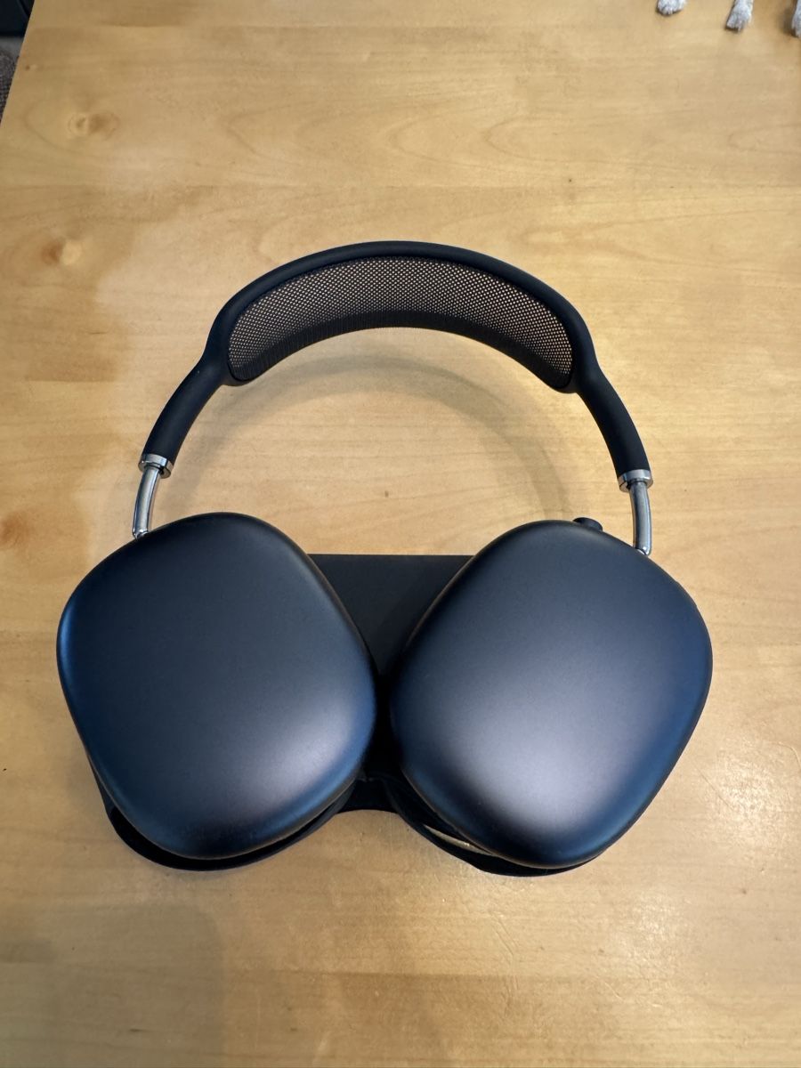 Apple Casques audio: AirPods Max USB C Version – Neuf (Voir description) à Winterthur par QUEPUU