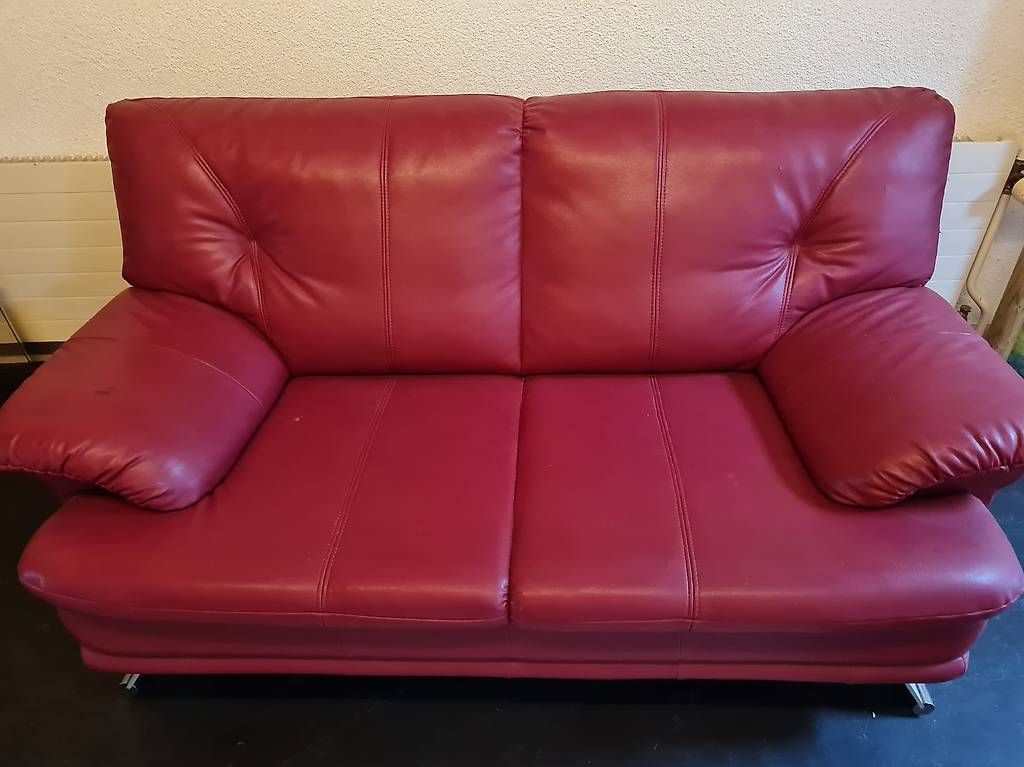 Sofas: Rotes Sofa – D'occasion à Bischofszell par saenderli 2