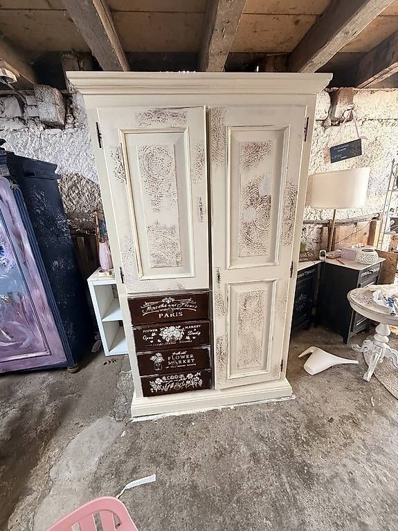 Armoires: Schrank shabby chic – D'occasion à Opfertshofen SH par pat_zk67 4