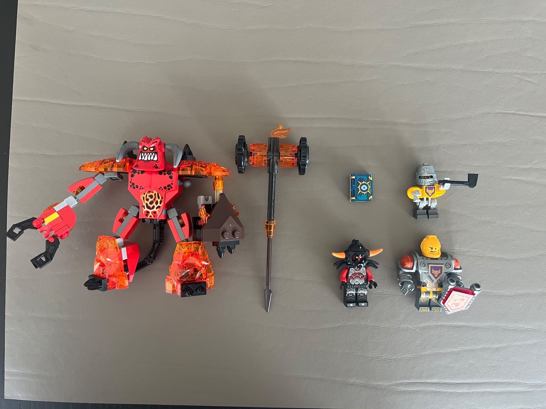 Lego Baukästen: LEGO Nexo Knights 70322 – Gebraucht aus zug von Daniil23 6