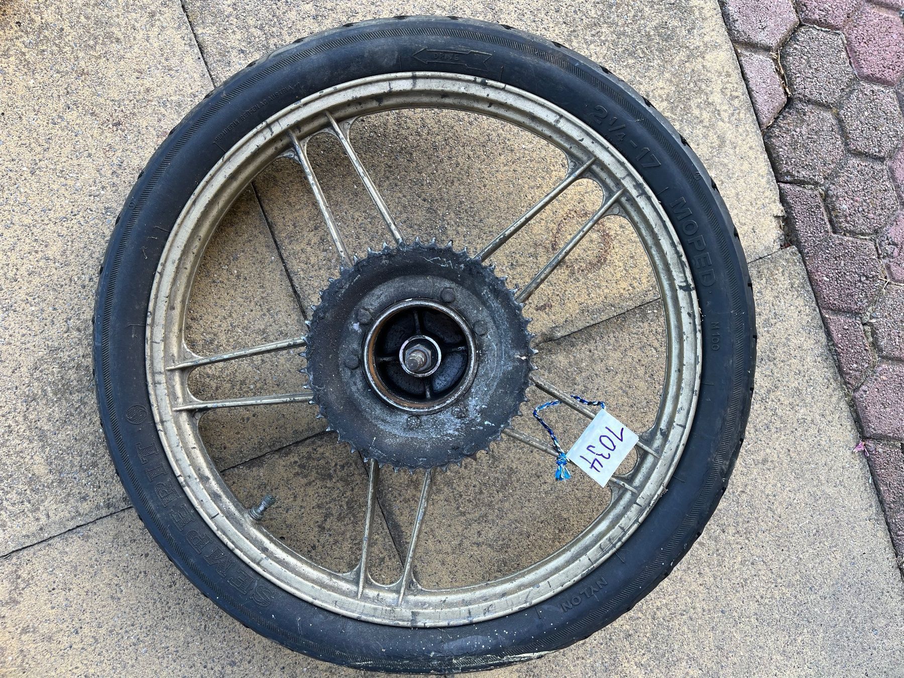 Puch Parti ricambio per ciclomotori: Puch Maxi/X30 Hinterrad – Difettoso da Fahrni b. Thun venduto da berger_tuning34