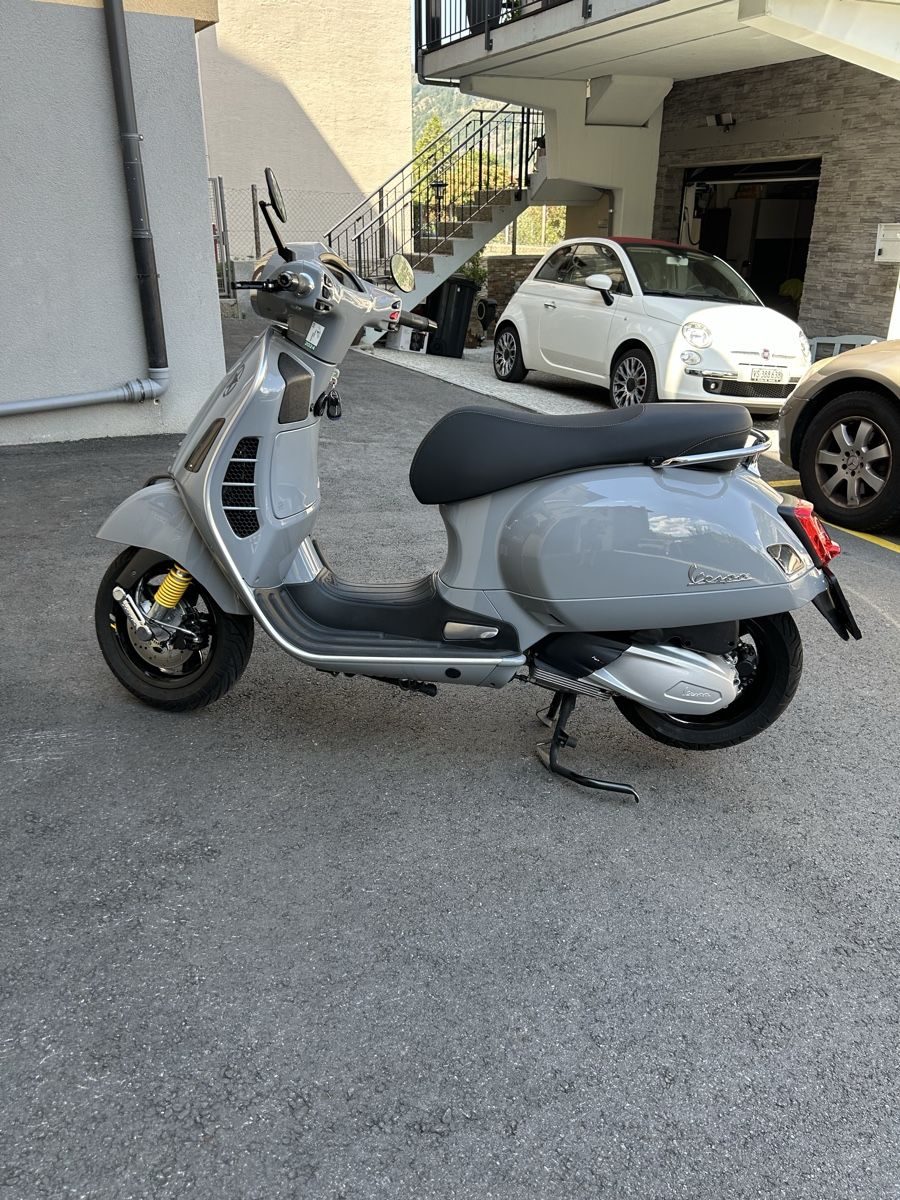 Piaggio Scooter: Vespa GTS 300 HPE Super Tech – Nuovo (secondo la descrizione) da Glis venduto da maf_ph9k 6