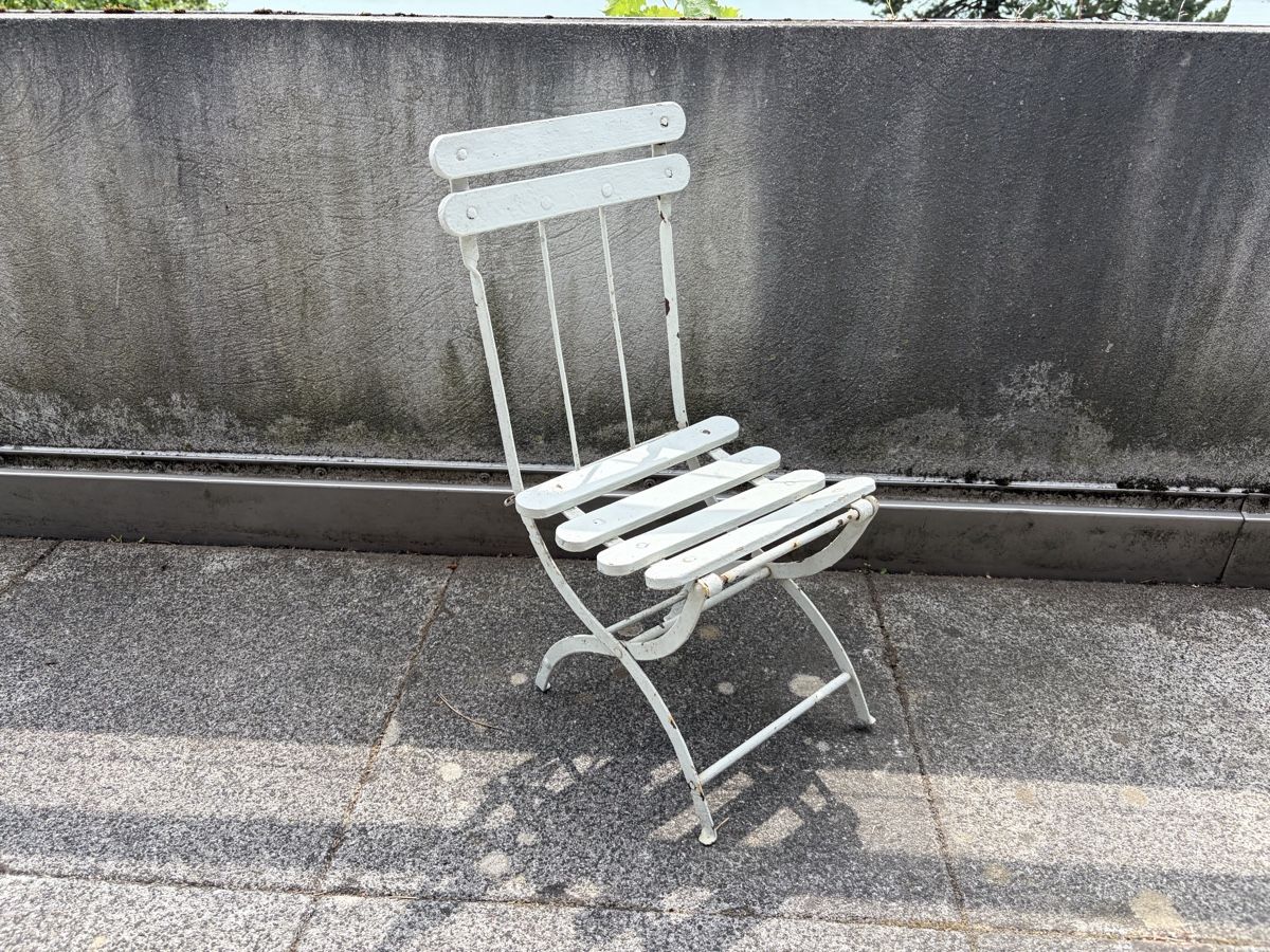 Sedie: Ancienne Petite Chaise Pliante de Jardin – Usato da Vallamand venduto da Bricbracbroc82
