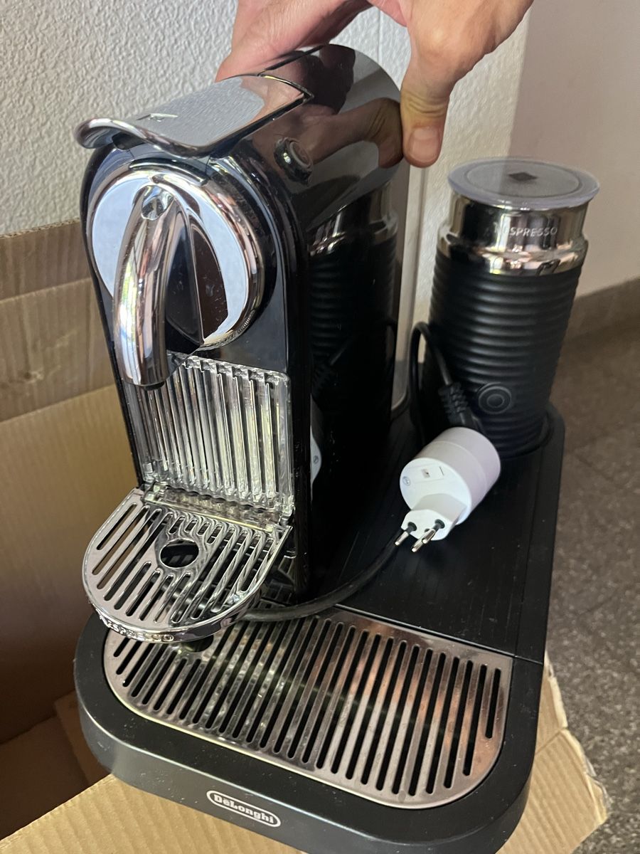 De'Longhi Macchine per caffè & Macchine per espresso: Nespresso Maschine  – Usato da Zürich venduto da Merz2 2