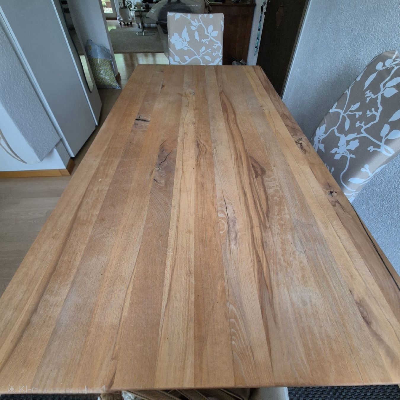 Tavoli: Schöner Holztisch mit 4 Stuehlen – Usato da Jona venduto da MarySommer 3