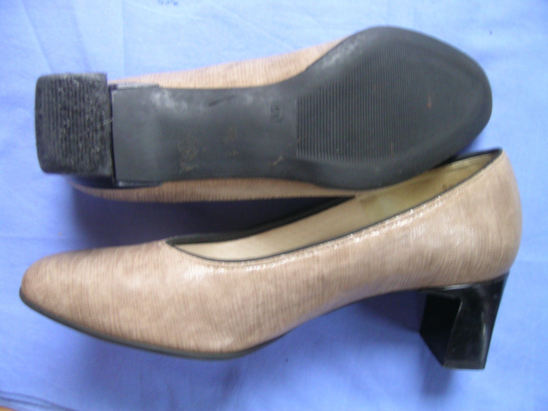 Ara Scarpe da donna: Pumps, beige ARA – Usato da Gockhausen venduto da Wonzka 3