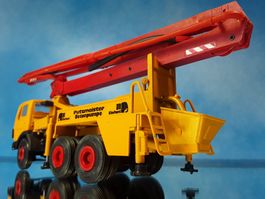 Mercedes Lastwagen PM Putzmeister Betonpumpe _ Conrad _ 1:50