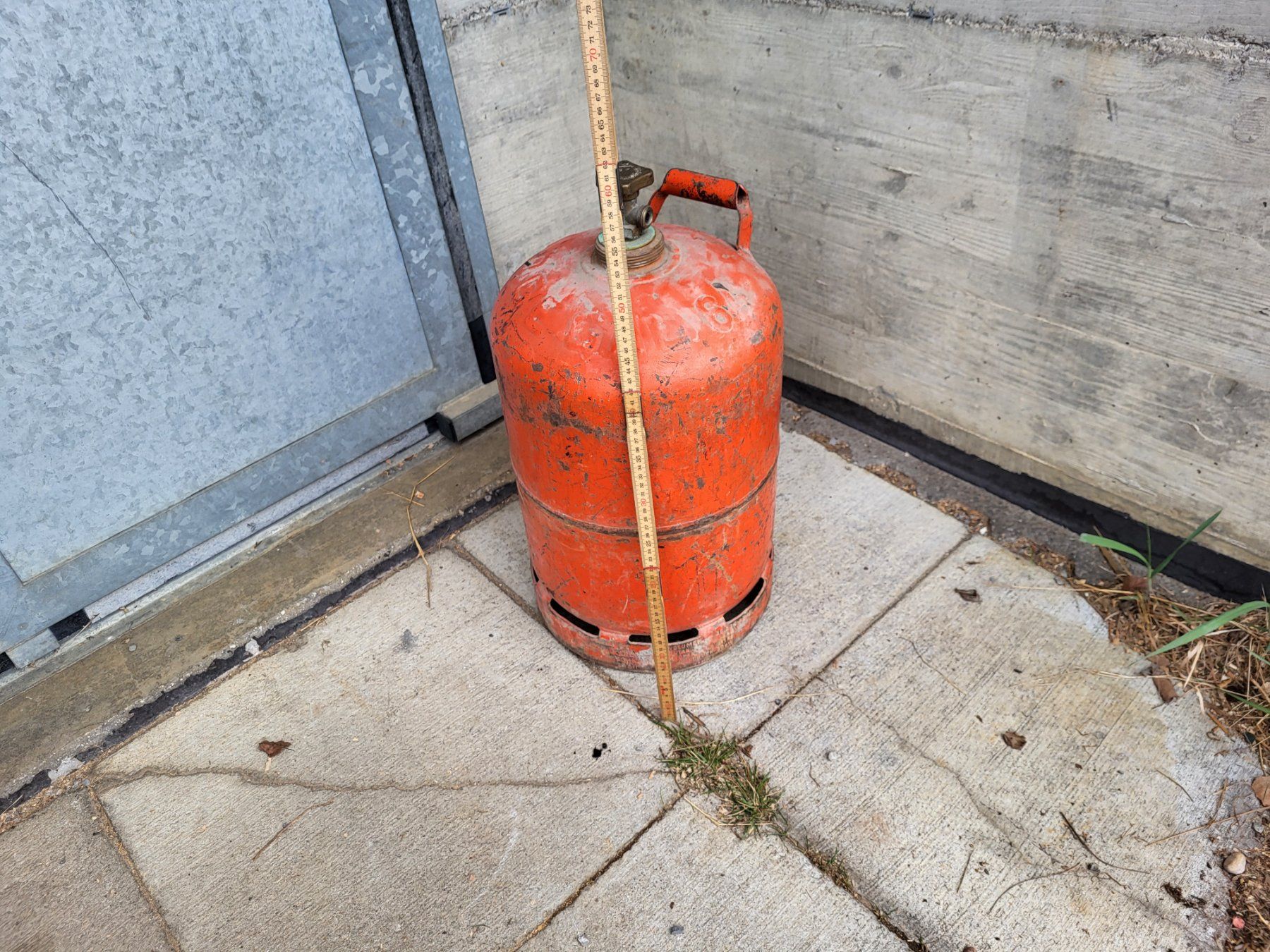 Campingaz Apparecchiature e tecnologia a gas: Gasflasche Druckbehälter – Usato da Weissbad venduto da Milan041 2