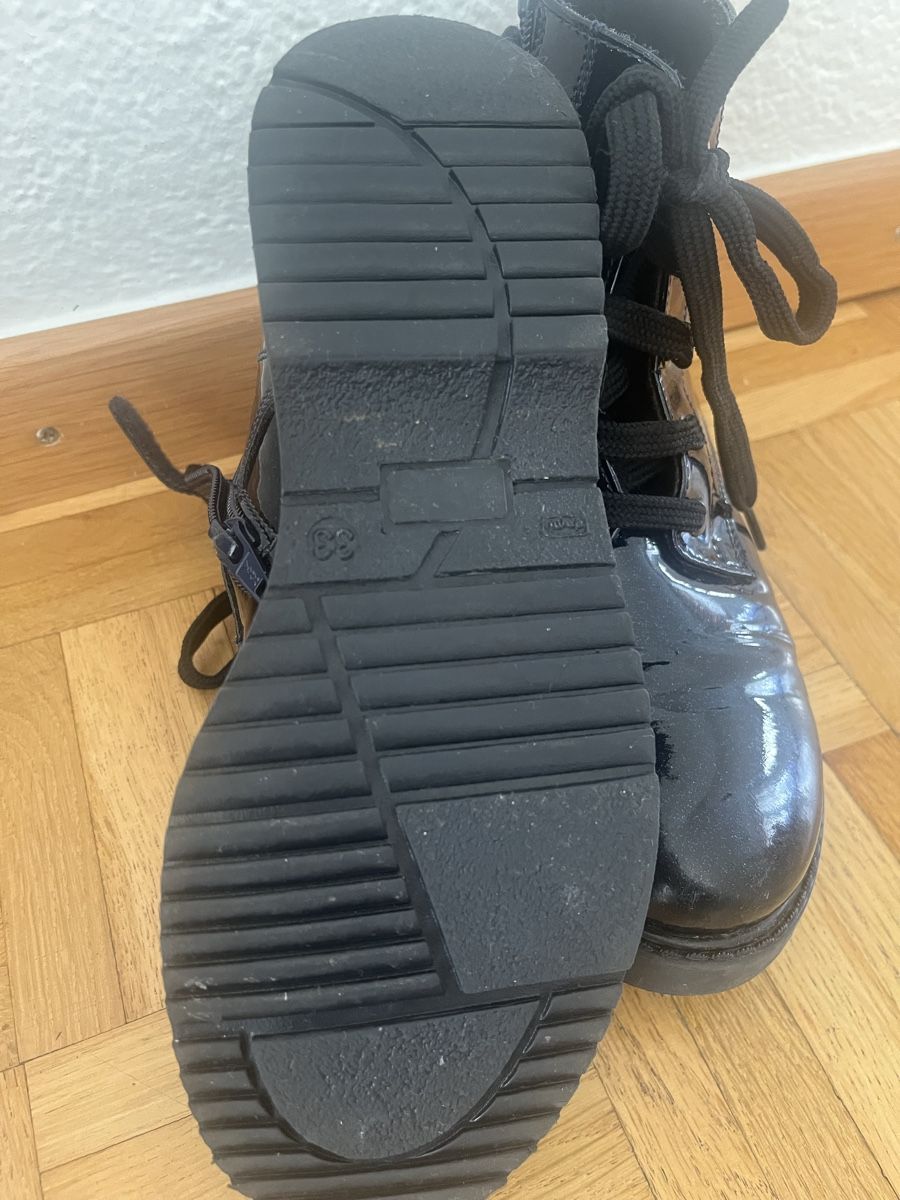 Tommy Hilfiger Scarpe per ragazze: Herbstschuhe Tommy Hilfiger , Gr. 33 – Usato da Siebnen venduto da emik01 3