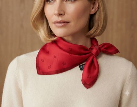 Foulard en soie rouge motif géométrique 
