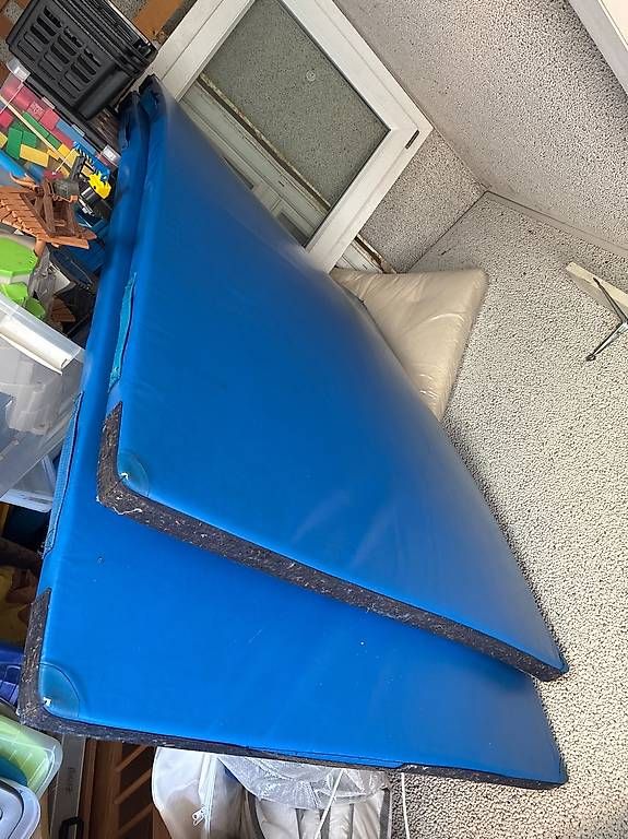 Tapis de sol: Turnmatten – D'occasion à Steckborn par ver_h6k6