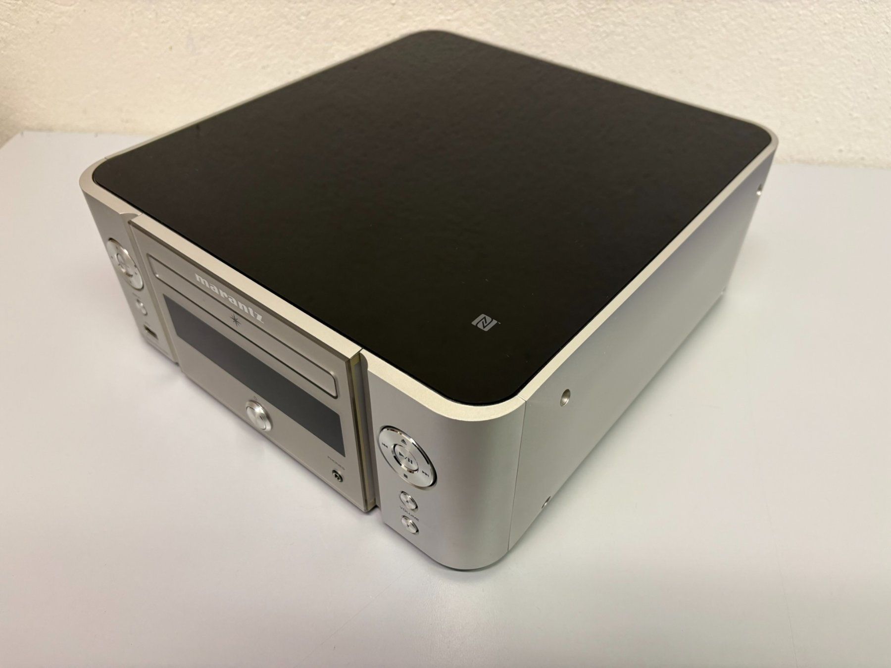 Marantz Receiver: Marantz CD Receiver M-CR611 – Gebraucht aus Hochdorf von av-electronics