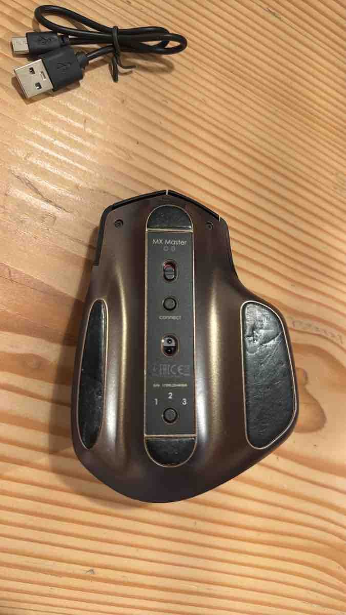 Logitech Mouse: Logitech MX Master kabellose Maus – Usato da Zürich venduto da Schurty6 1