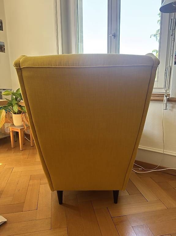 Poltrone: Lesesessel / Ohrensessel Ikea Strandmon gelb – Usato da Rebstein venduto da fabio.litscher 3