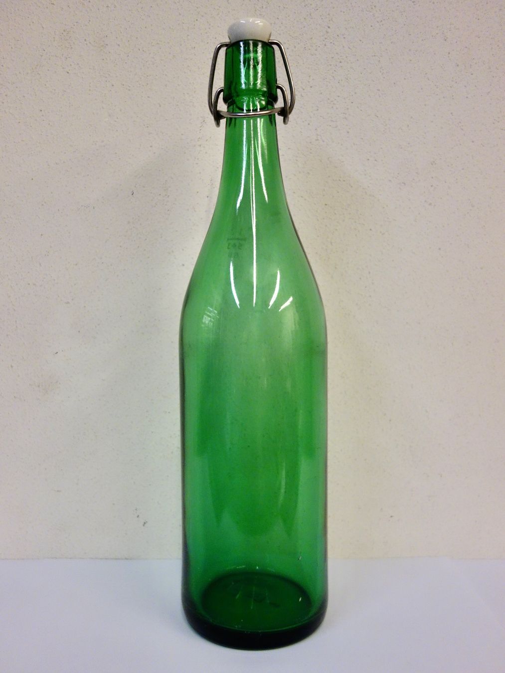 Bicchieri, Caraffe & Bottiglie: Flasche Bügelverschluss 1968 SIEGWART – Usato da Kerzers venduto da Flaschenposten 1