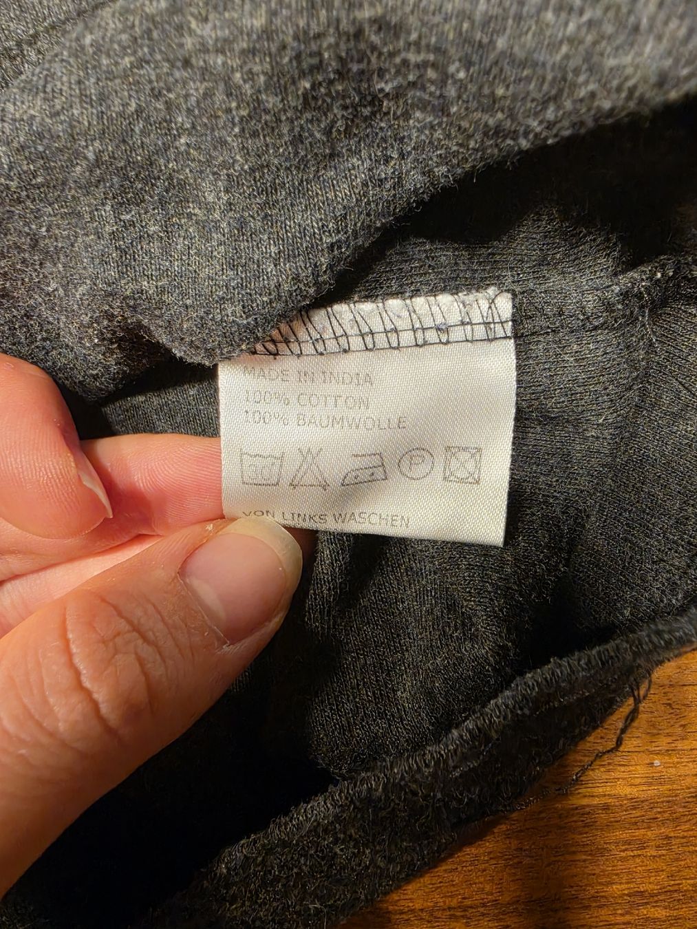 Pullover & Sweatshirts: Langarmshirt Chicoree Basic grau Grösse L Baumwolle – Gebraucht aus Luzern von oli_6x2r 1