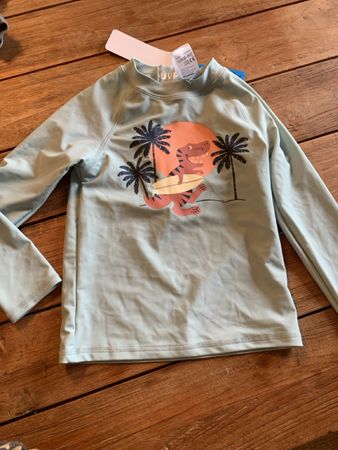 Neues UV-Shirt gr. 98/104 Smile