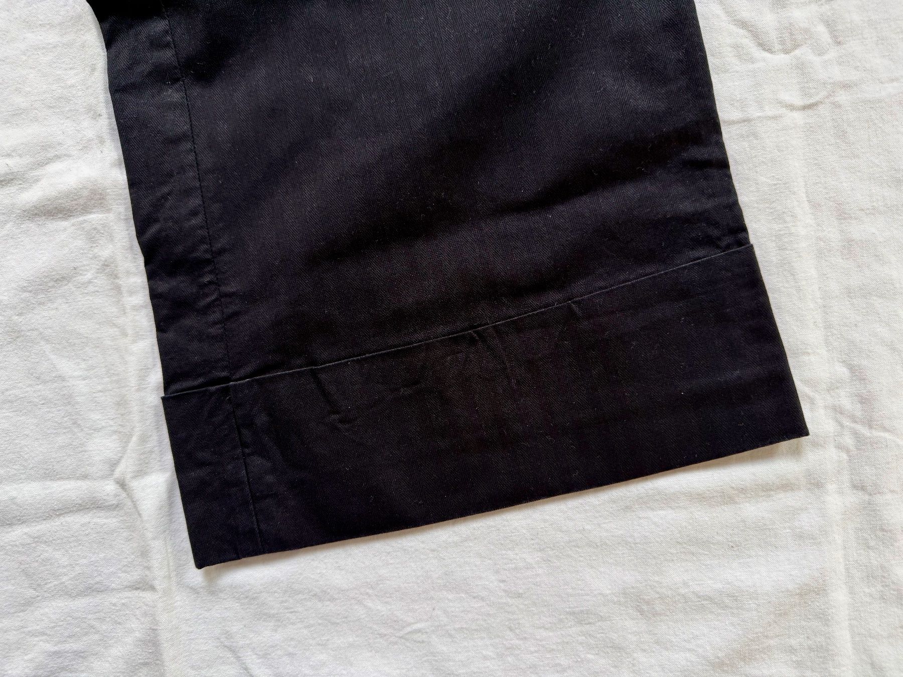 H&M Pantaloni: H&M, Stoffhose dunkelblau, Gr. 34 – Nuovo (secondo la descrizione) da Basel venduto da Solaia28 2