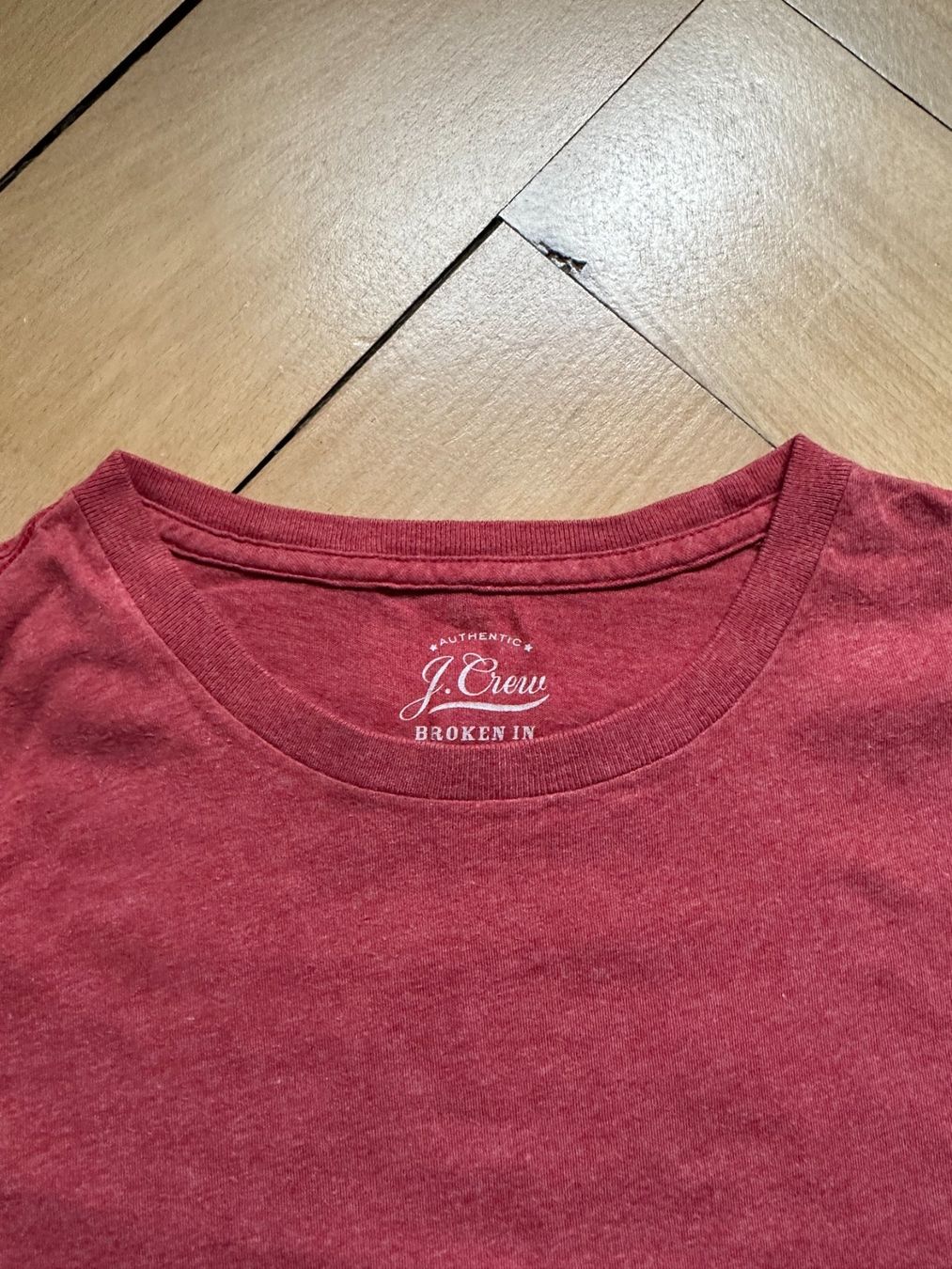J.Crew T-Shirts: J.CREW - T-Shirt rot M – Gebraucht aus Zürich von Diazaio 1