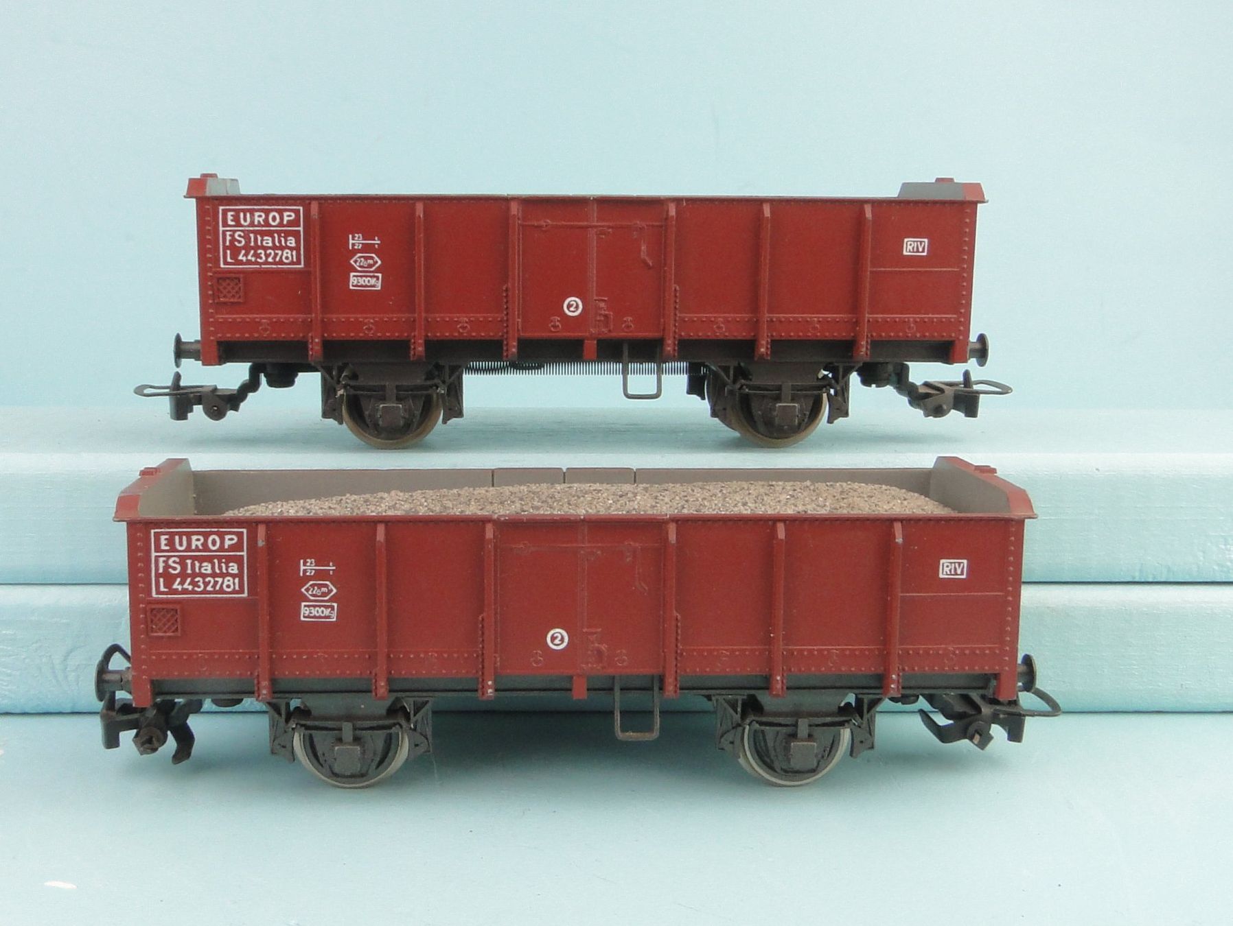 Rivarossi Modellini di ferrovie: Rivarossi 2 X 2009 Offener Güterwagen – Usato da Bülach venduto da cann11 1