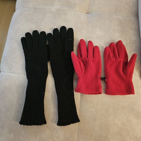 2 handschuhe