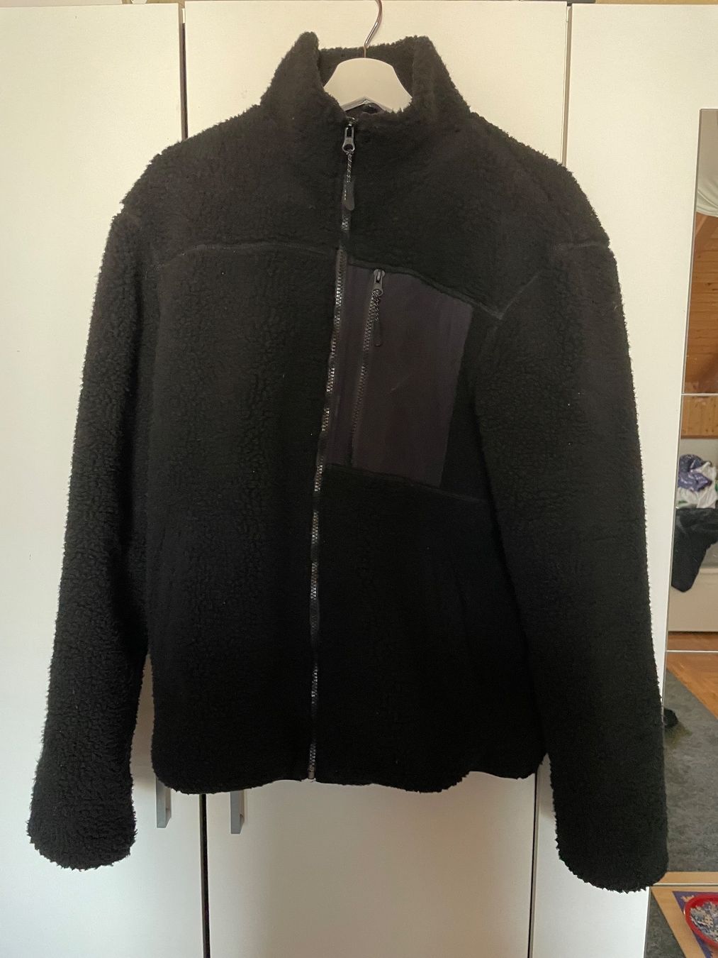Giacche: veste noire douce – Usato da Lucens venduto da lisacc