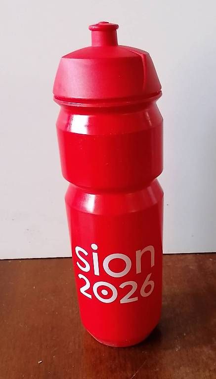 Trinkflaschen & Thermosflaschen: Gourde des JO Sion 2026 – Gebraucht aus Sion von maxpassion
