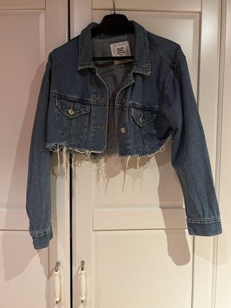 Veste en jean courte Pull&Bear Taille S État neuf pour print