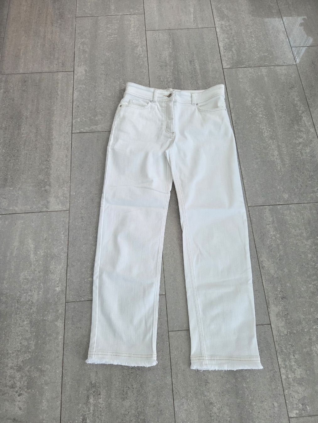 Jeans: schöne Jeans, Olsen – Nuovo (secondo la descrizione) da Wiesendangen venduto da Sinhuk