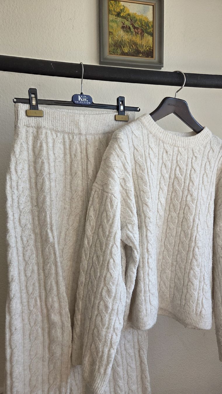 H&M Lotti di vestiti: H&M Strick Set XS, Hose und Pullover – Usato da Kreuzlingen venduto da MeinKleinesAtelier 1