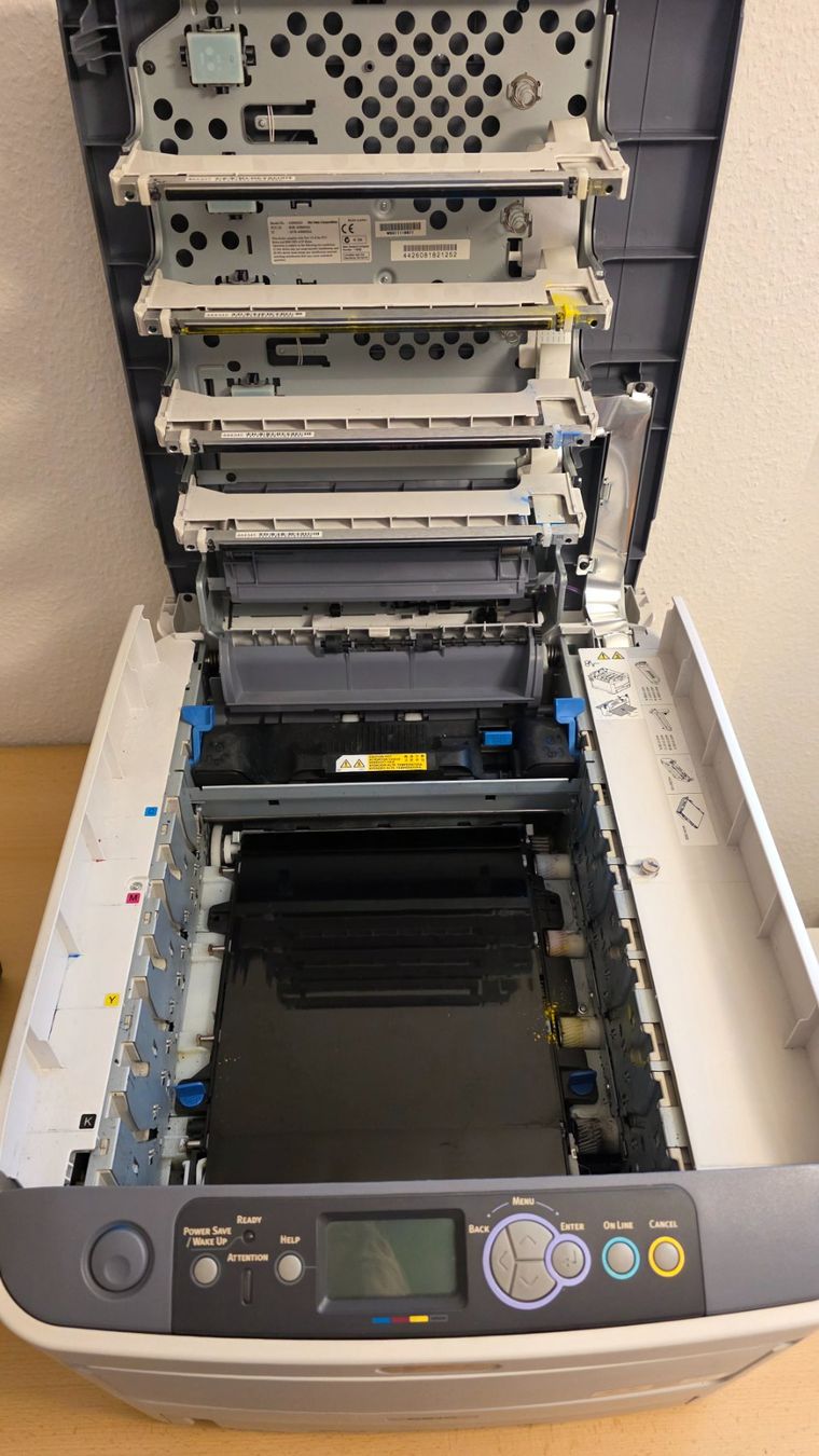 Oki Stampanti: Farb-LED-Drucker OKI C610 DN – Difettoso da Wil SG venduto da haumar01 8
