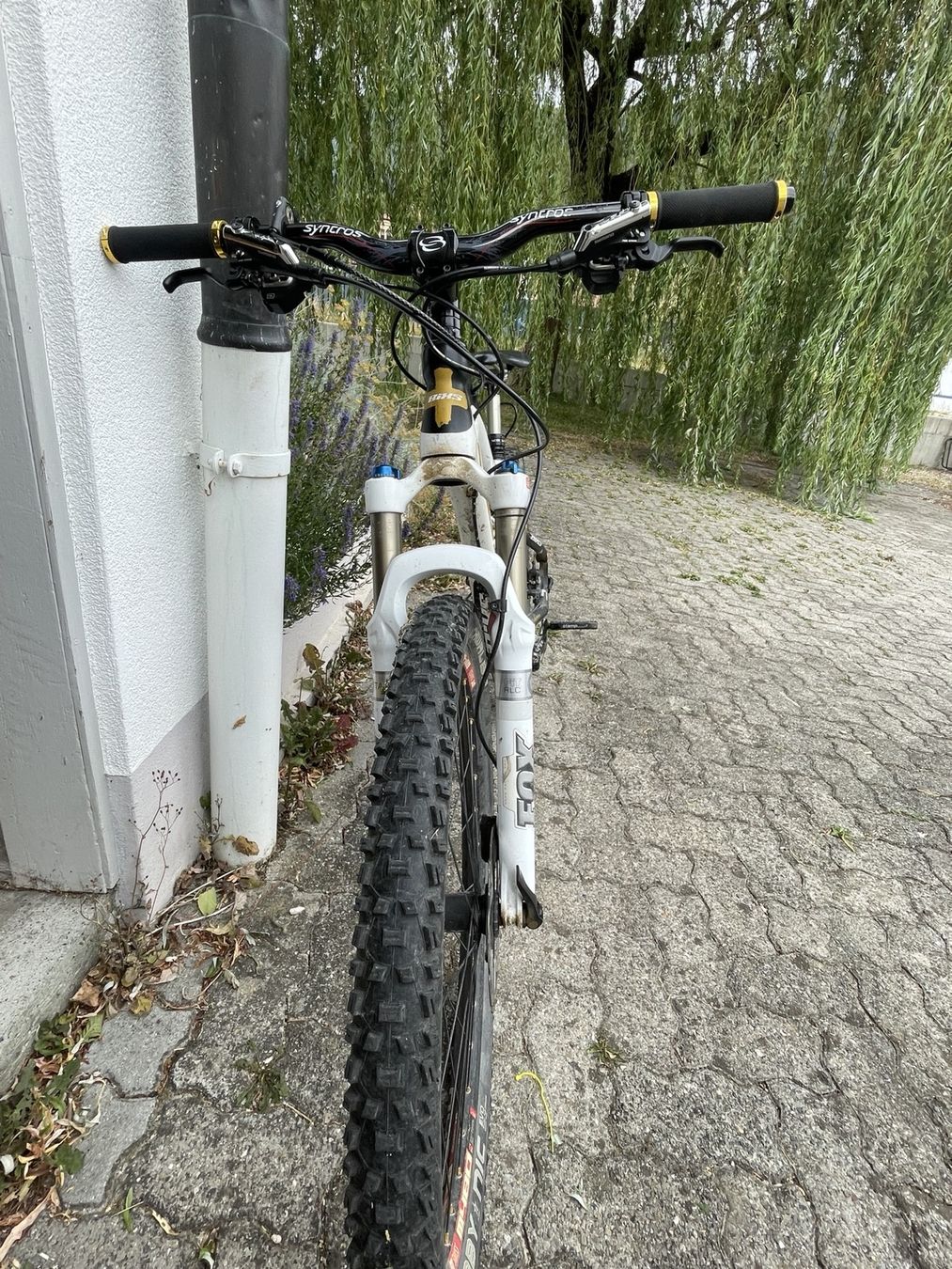 Bixs Vélos: vélo tout suspendue – D'occasion à Court par b.laurent 4