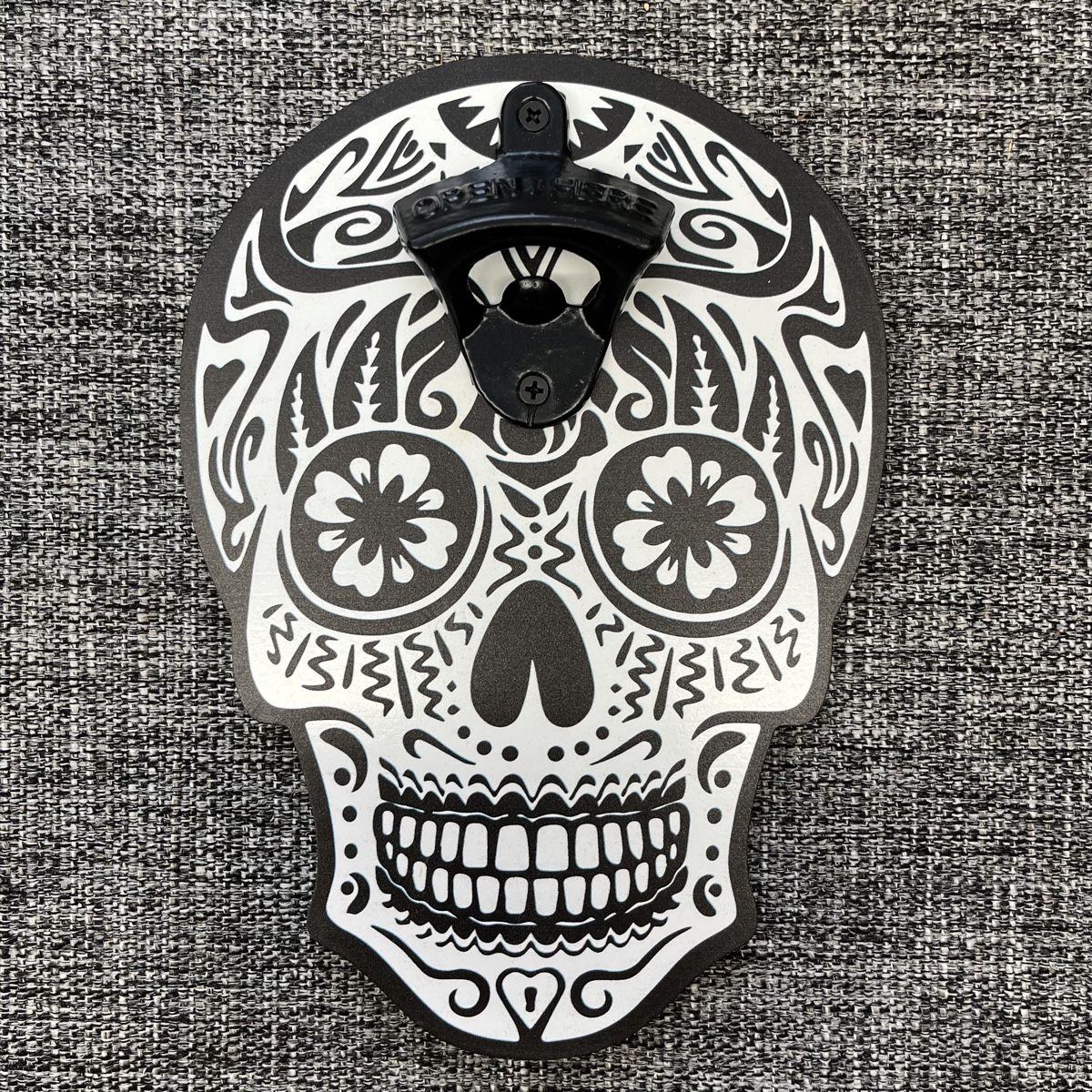 Alle Dekorationen: Skull Wand Bieröffner – Neu (gemäss Beschreibung) aus Schwyz von rs-trend