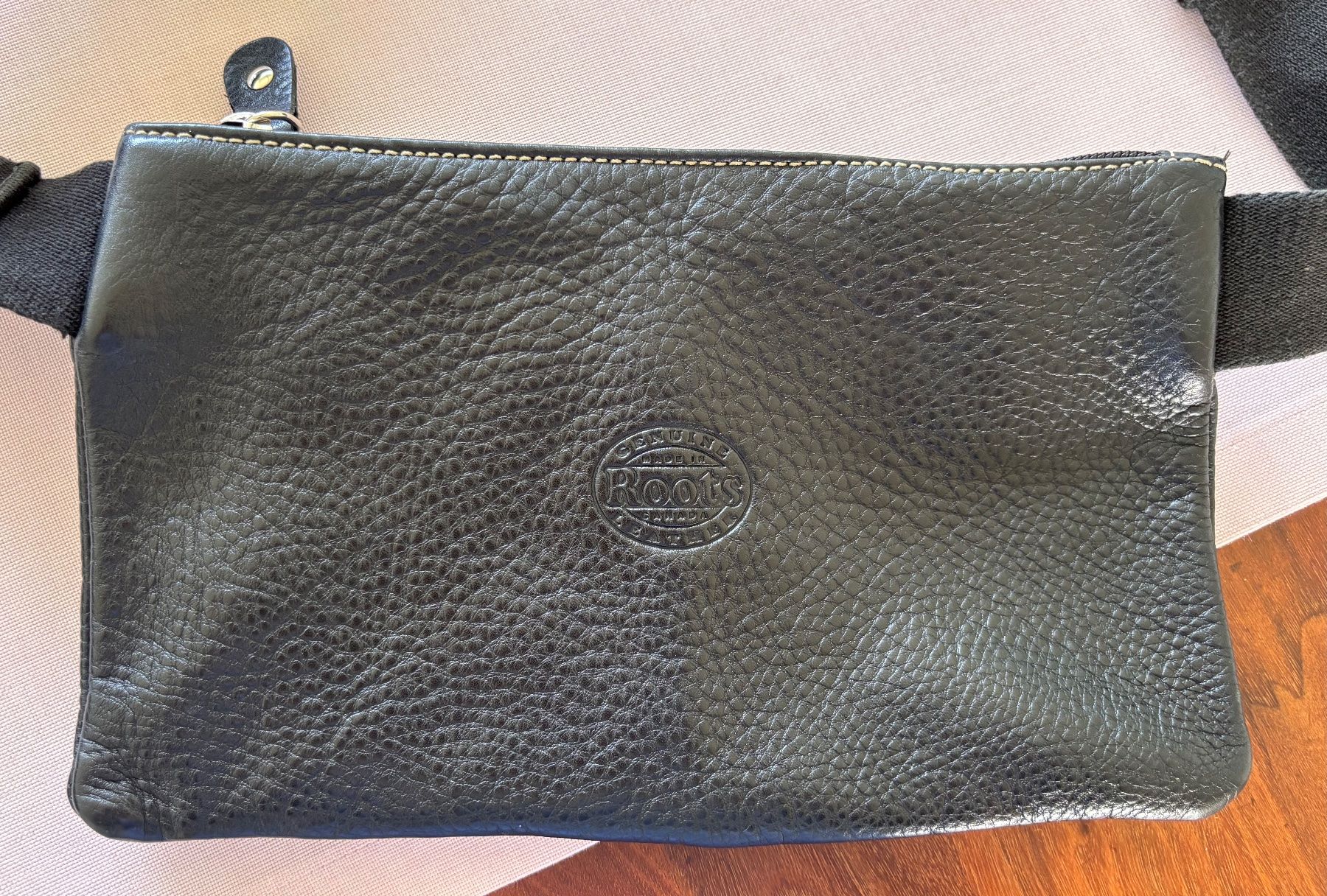 Borse: ROOTS Crossbody/Gürteltasche – Usato da Zürich venduto da Tzhkely24 1