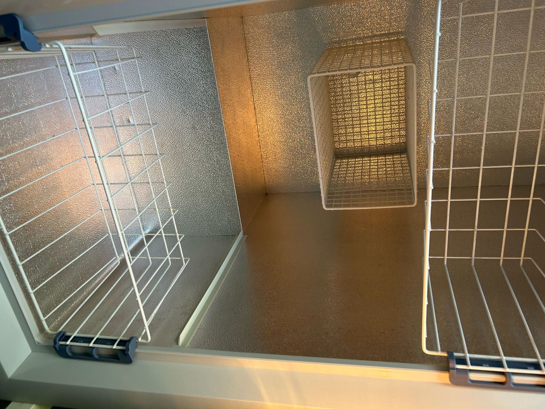 Liebherr Congelatori: tiefkühlschrank liebherr  – Usato da Basel venduto da faz_hdd8 6