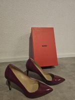 Chaussures à talons Hugo Boss, presque neuves. Taille 38.