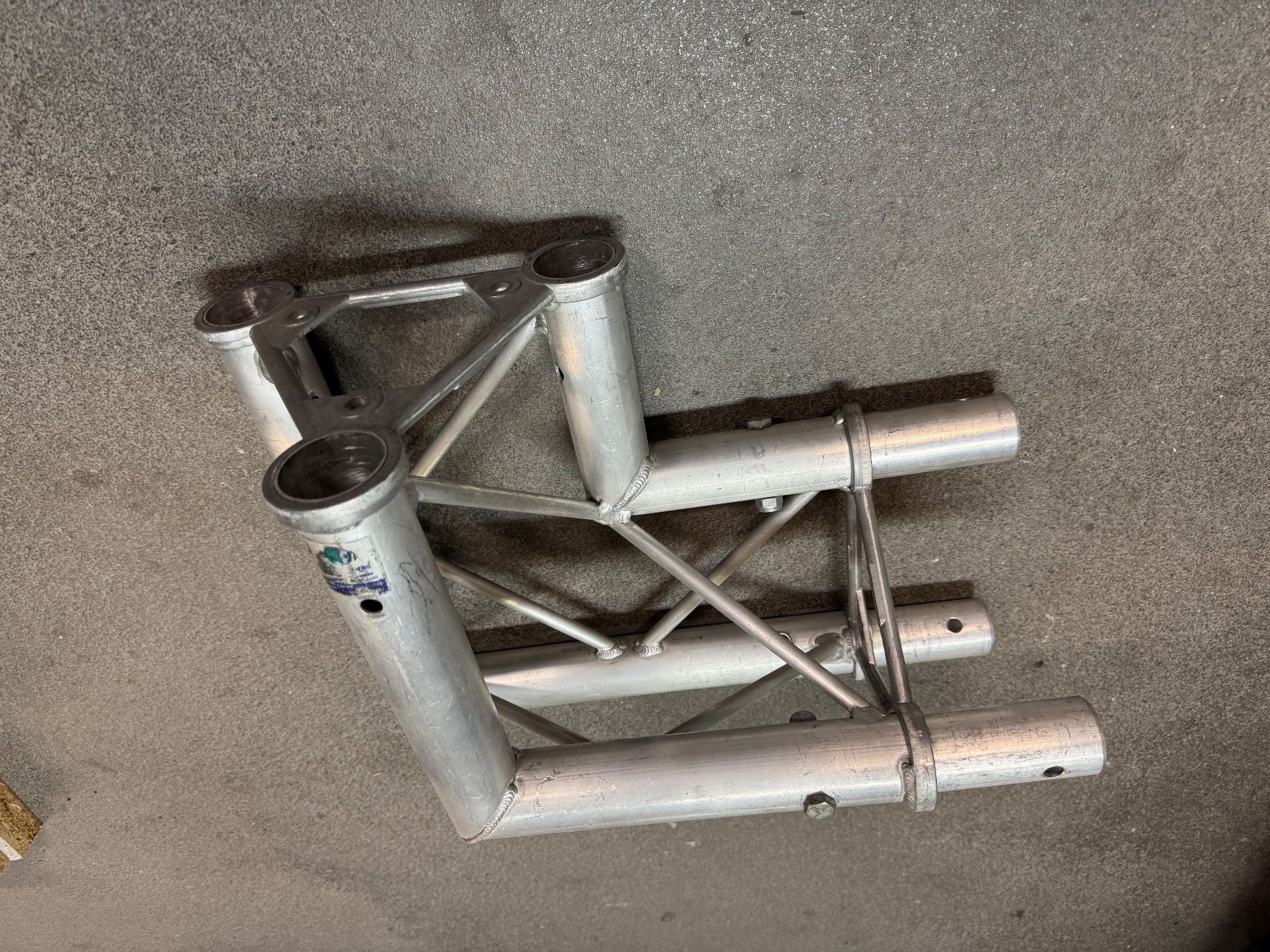 Tralicci: Astralite Traversen 3 Punkt – Usato da Oberdorf NW venduto da AndotechnicsGmbH 1