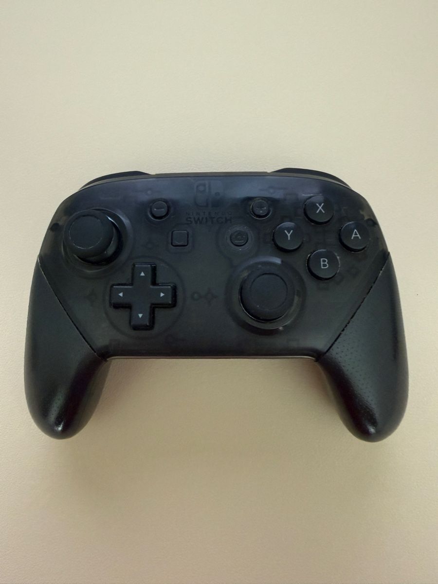 Nintendo Controller: Nintendo Switch Pro Controller – Usato da Steinach venduto da Giusep7