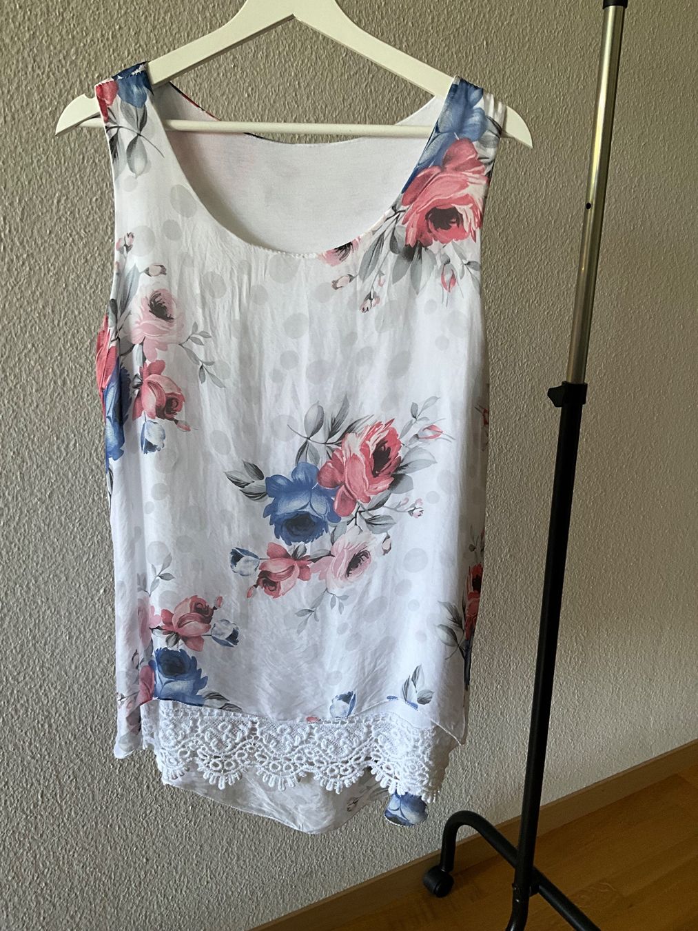 Top: Top 50% Seide Gr. M/L – Usato da Muri b. Bern venduto da SmuriS