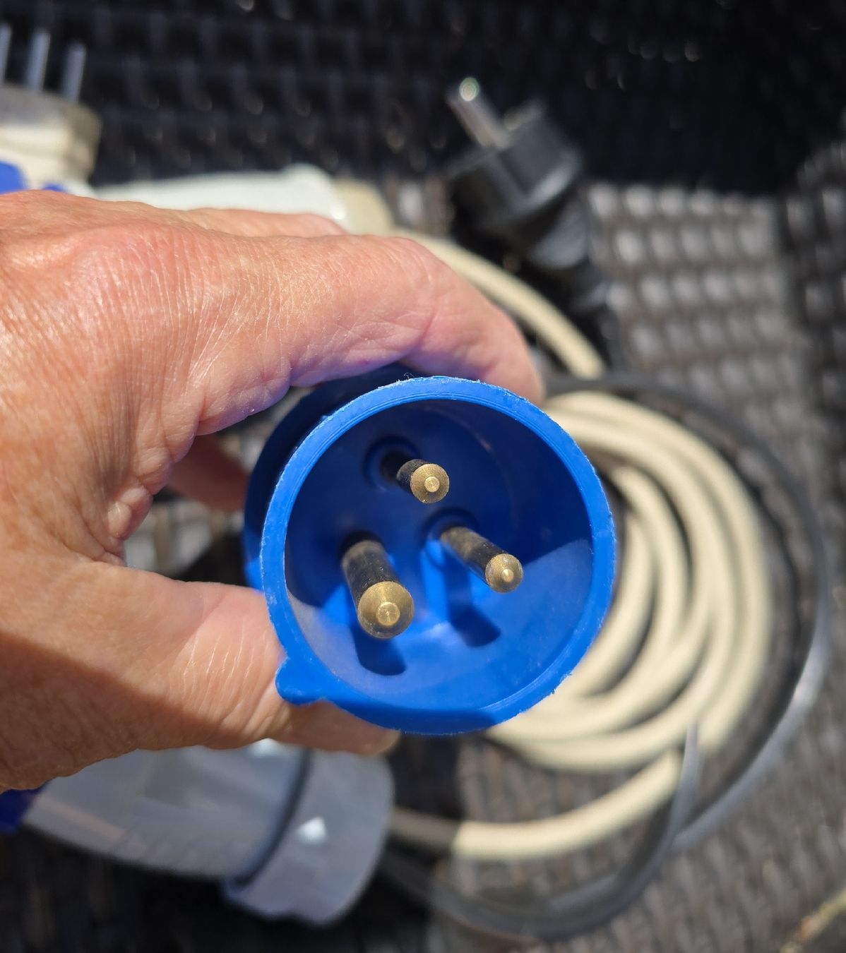 Kabel: 3 Camping Kabel – Gebraucht aus Walkringen von Vanuca 2