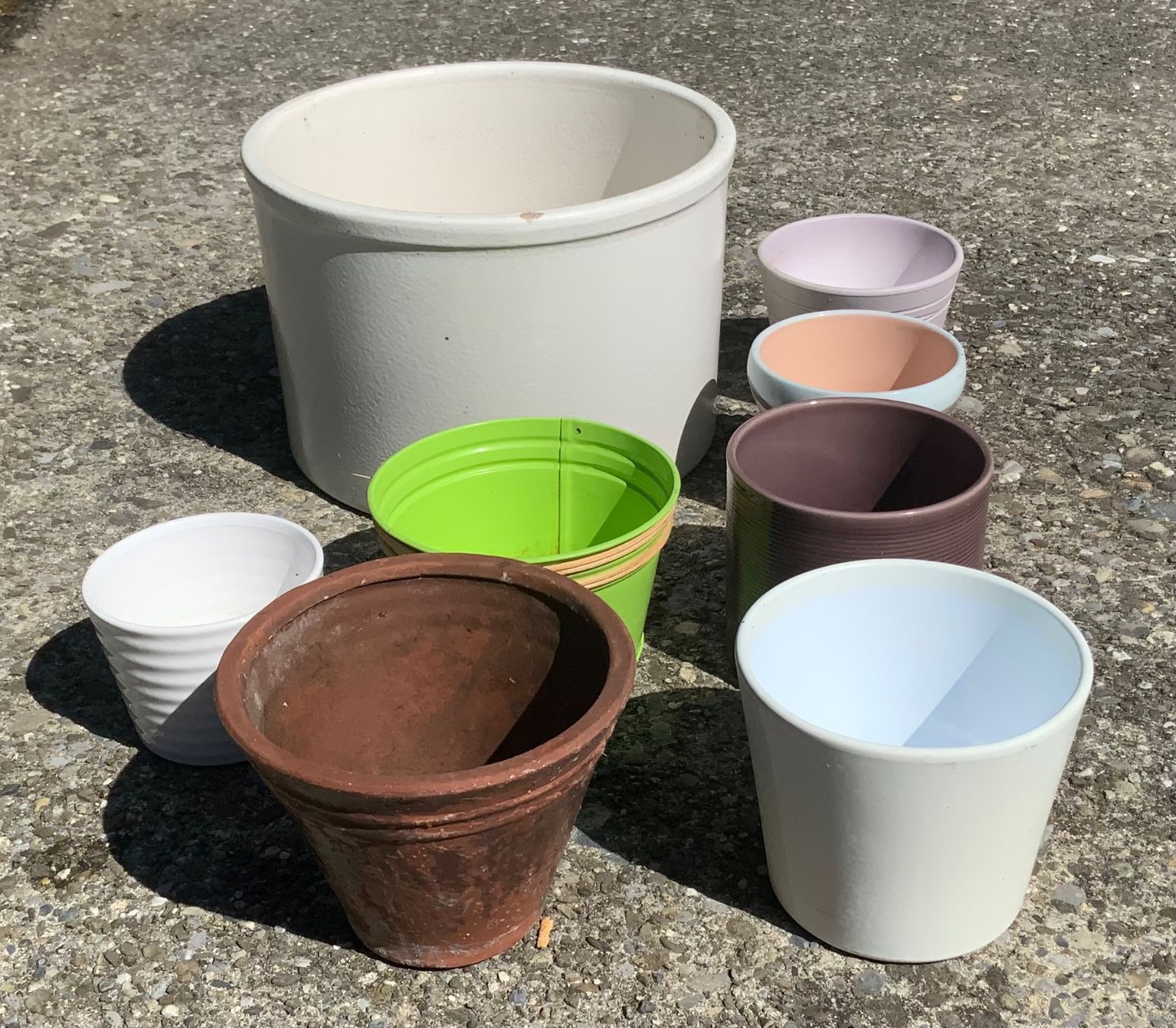 Vasi per fiori: Blumentöpfe Set verschiedene Grössen und Farben gebraucht – Usato da Lanzenhäusern venduto da mfh05 1