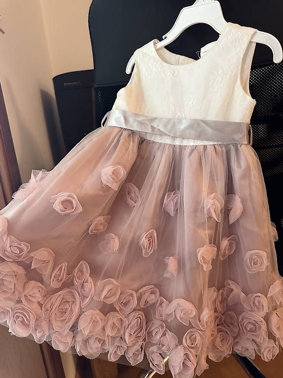 Vestiti & Gonne: Mädchen Kleid Monsoon 12-18 Monate – Nuovo (secondo la descrizione) da St.Gallen venduto da tij_hm7n 1