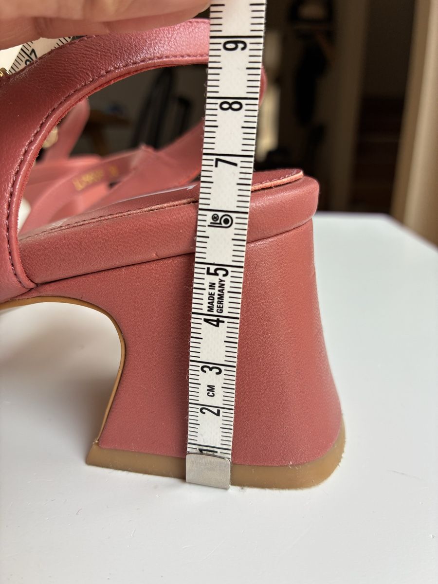 Chaussures femmes: Jeannot Sandals 38, Leather – D'occasion à Lucens par metaD 7