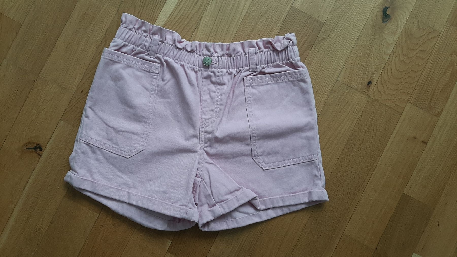Pantaloni: Tchibo kurze Shorts Grösse 158/164 – Usato da Dübendorf venduto da Luuuusmeitli12