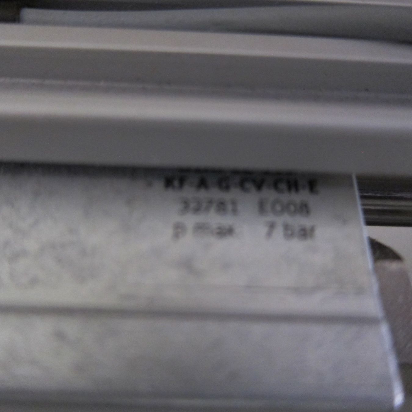 Festo Altro per industria metallurgica: Linearantrieb SLM-12-150-KF-A-G-CV-CH-E, Festo – Usato da Thun venduto da Estell 3
