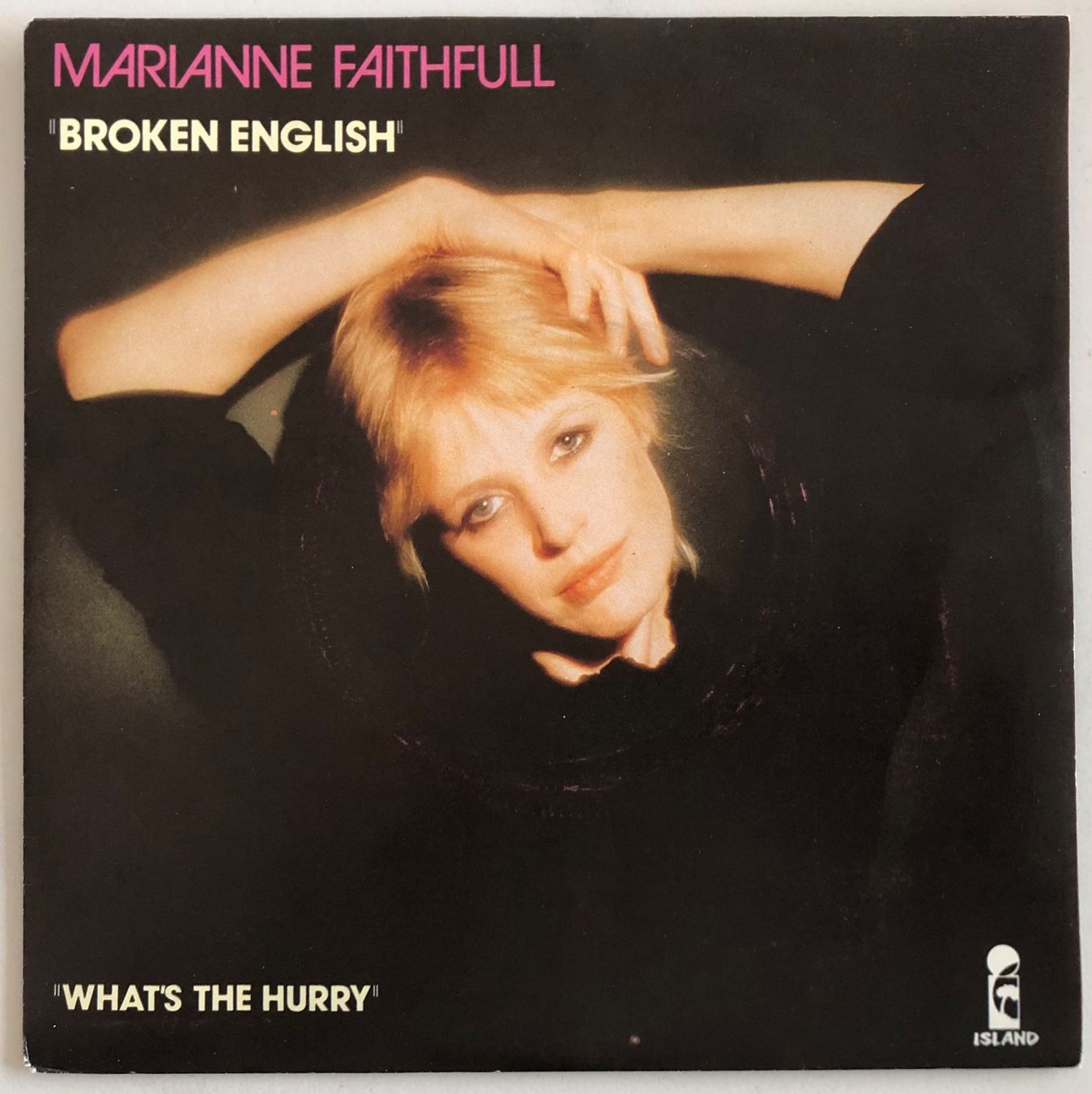 Schallplatten: MARIANNE FAITHFULL - BROKEN ENGLISH – Gebraucht aus Poliez-Pittet von Newtown-Records